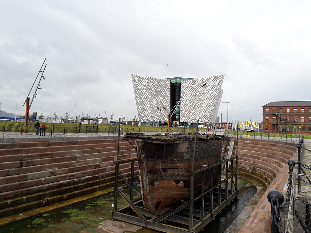 Belfast und das Titanic Museum