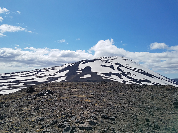 Vulkan Hekla mit Schnee